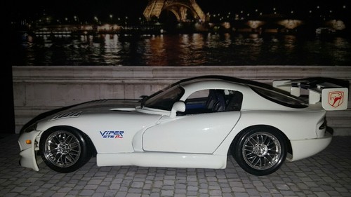 lot 2 dodge viper gts coupé gt2 maisto street / rt10 burago 1