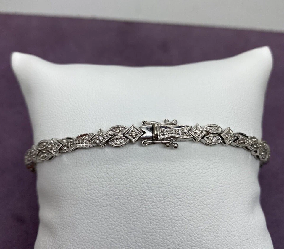 14kt White Gold .30 CTW I1, I Diamond Patterned Tennis 7.5 in Bracelet 991782-1 - Image 4 of 4