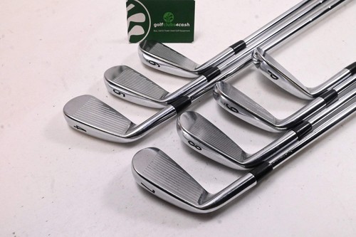 Titleist 712 AP2 Irons / 4-PW / Stiff Flex Dynamic Gold S300 Shafts - Picture 4 of 7