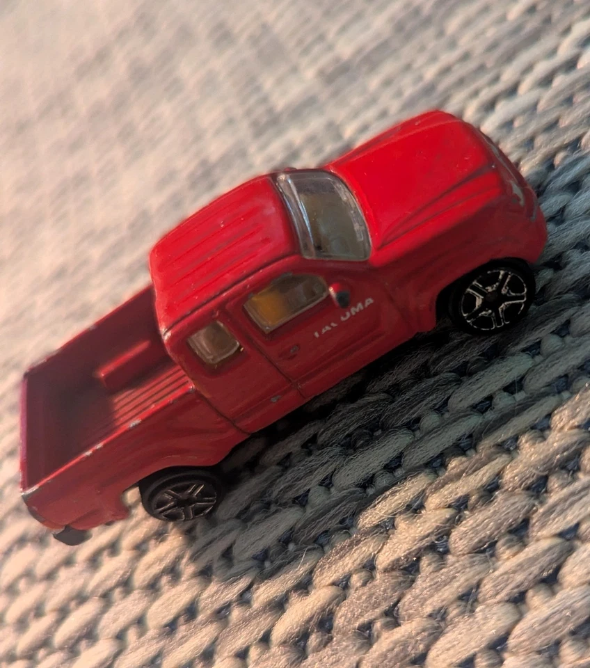 Suntoys L9837 丰田塔科马压铸皮卡 - 1: 64 比例 - 红色 - 状况良好 — 第 2/4 张图片