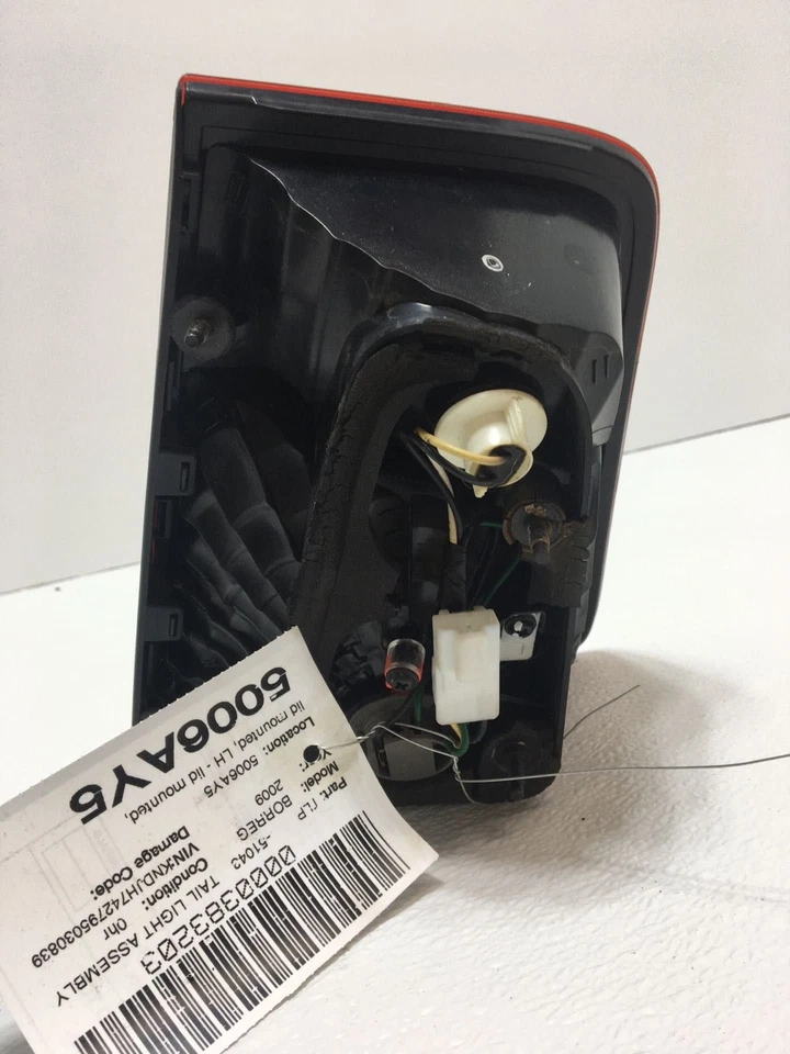 09 10 11 Conjunto de luz trasera izquierda Kia Borrego Foto 2 de 2