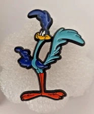 ROAD RUNNER ENAMEL PIN-SHIP ALL THE PINS YOU BUY FOR $4.99-VISIT OUR STORE