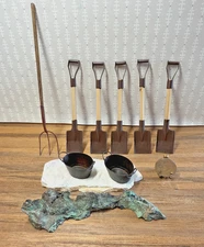 Dollhouse Miniature Lot 10 Shovels Pitchfork, Buckets Stone Slab & Green ? 1:12