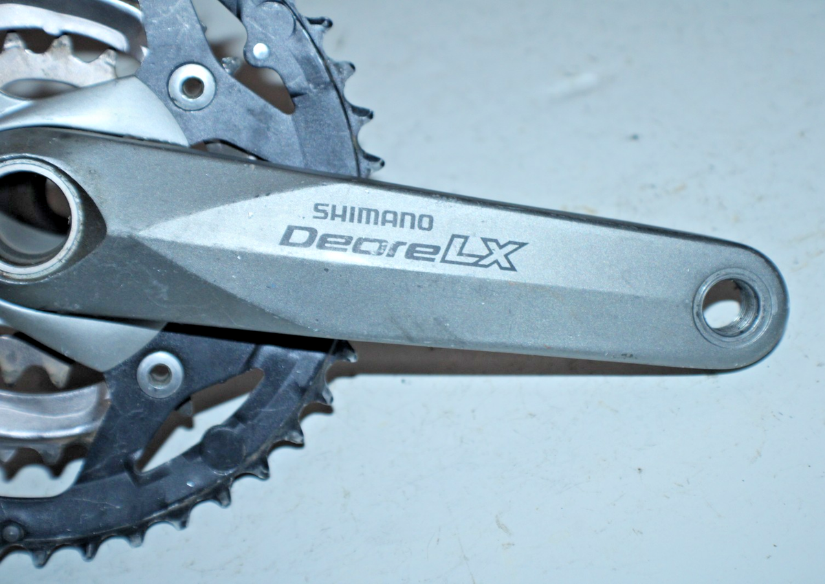 SHIMANO DEORE LX クランク 175mm Deore LX Triple Drive Crank Arm 175mm BCD104/64 Hollowtech FC-M582