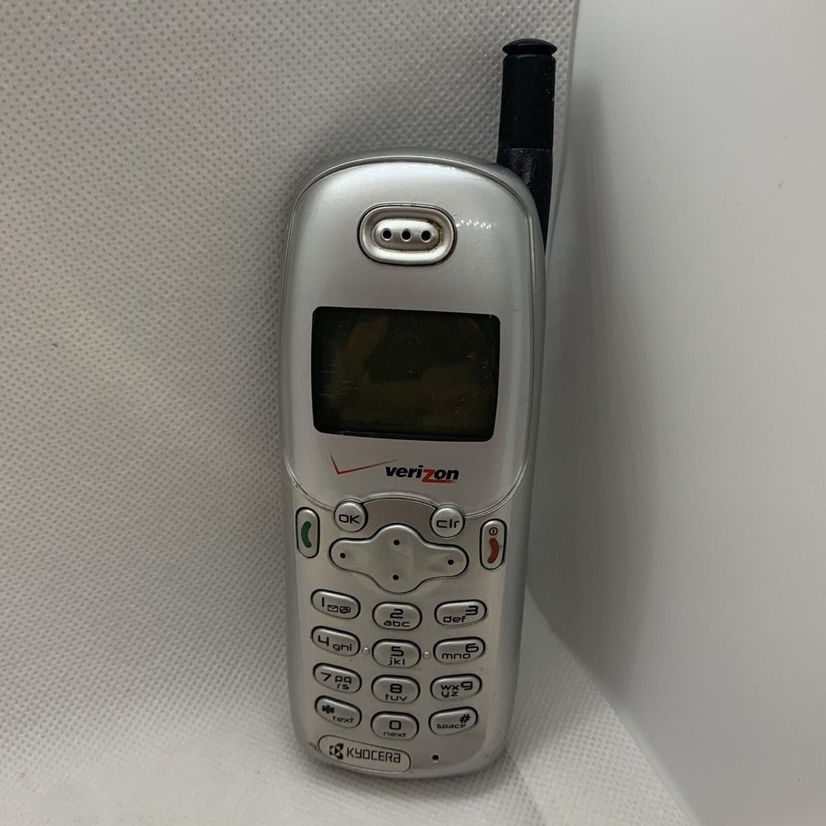 スマートフォン本体 KYOCERA DuraForce EX｜高耐久スマートフォン｜ビジネス向けモバイル端末