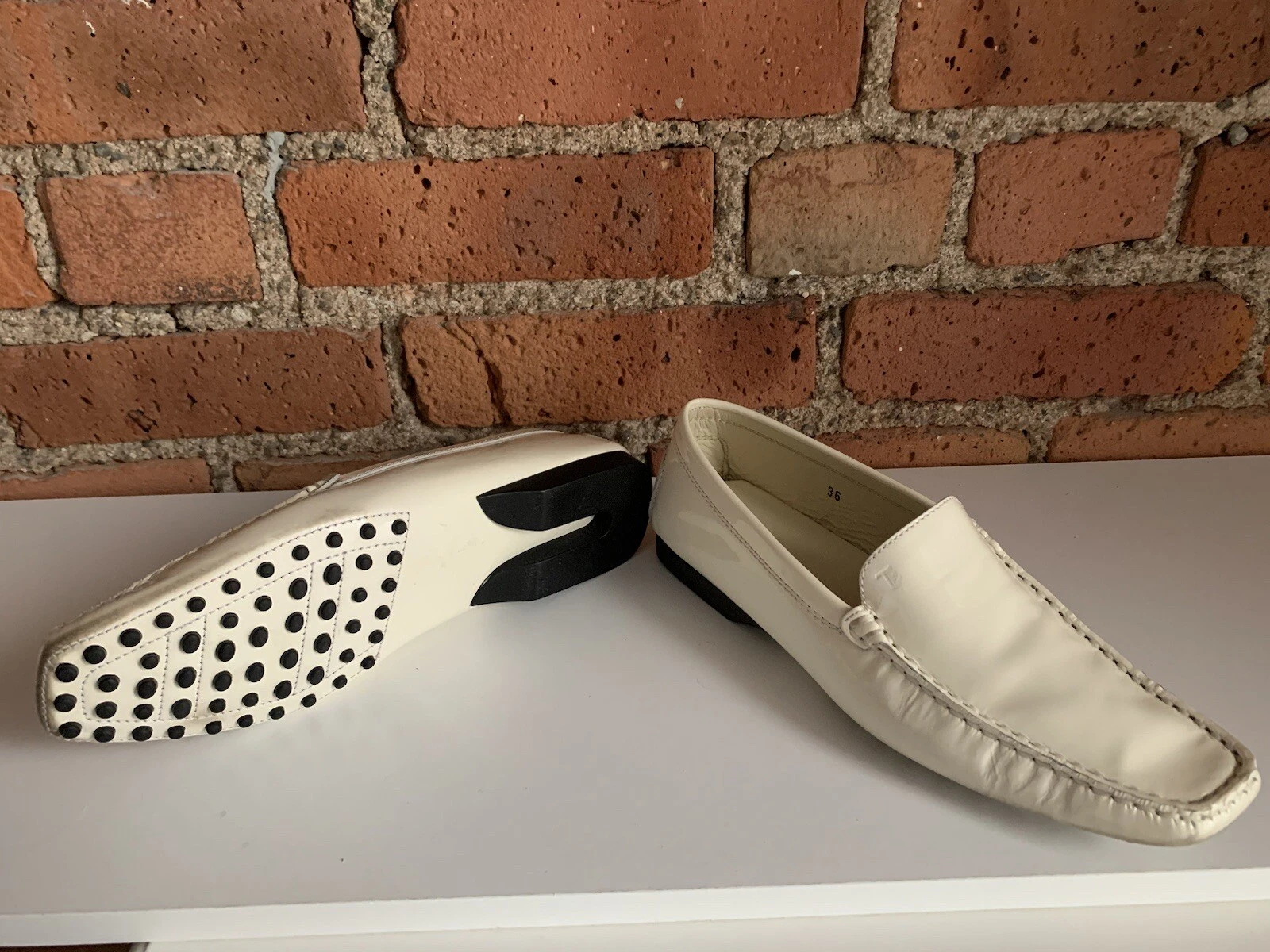 TOD’S Scarpe da guida Tod's donna Gommino in avorio ecru vaniglia in pelle verniciata 6 36