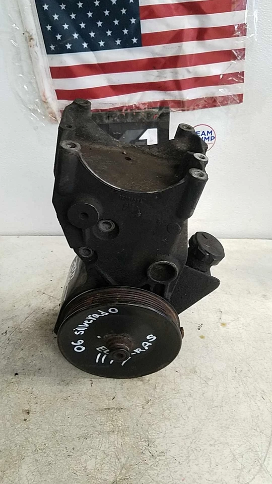 03 04 05 06 07 Bomba/motor de dirección asistida Chevy Silverado 1500 Foto 2 de 4