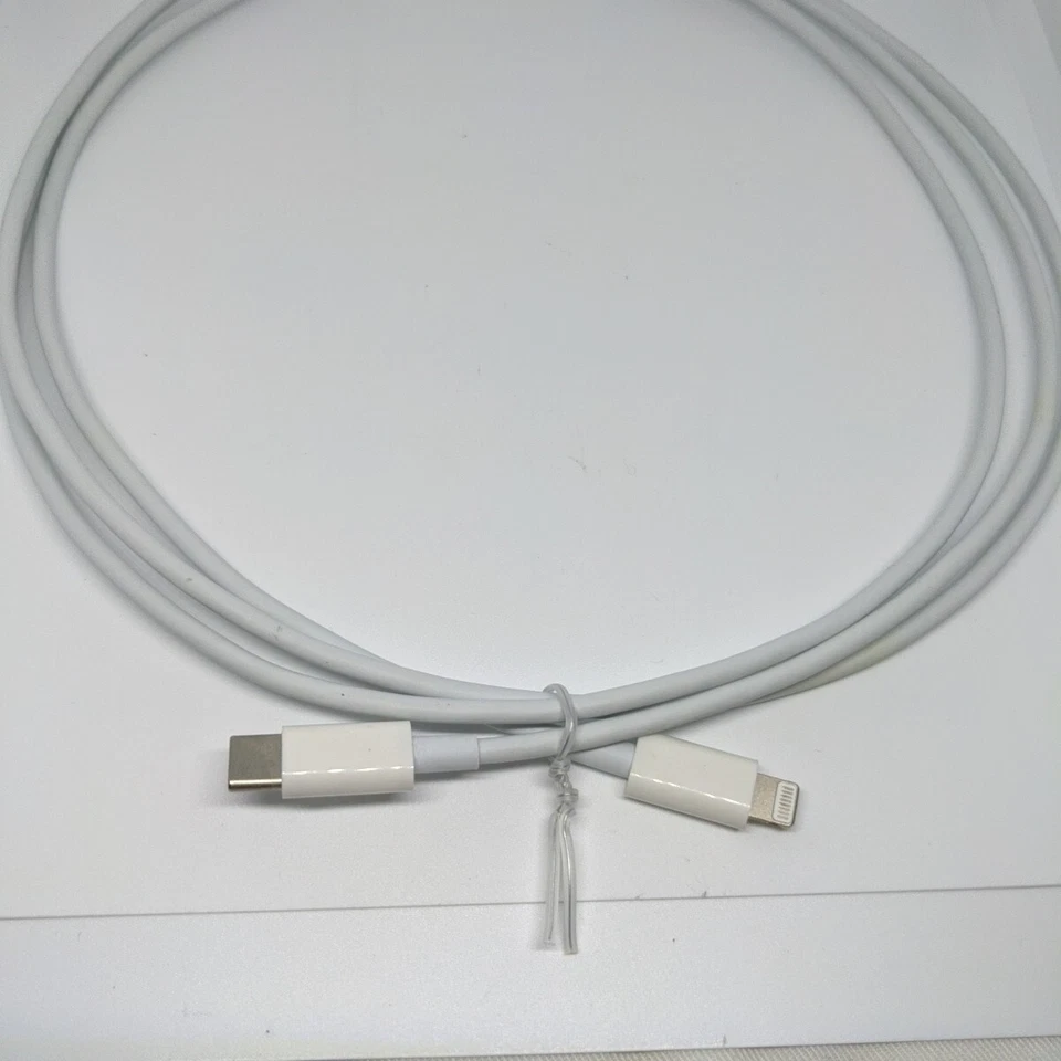 Apple OEM Lightning to USB-C Cable (2 m) compatible w/ iPad Pro Mini Air iPhone - Image 3 of 4