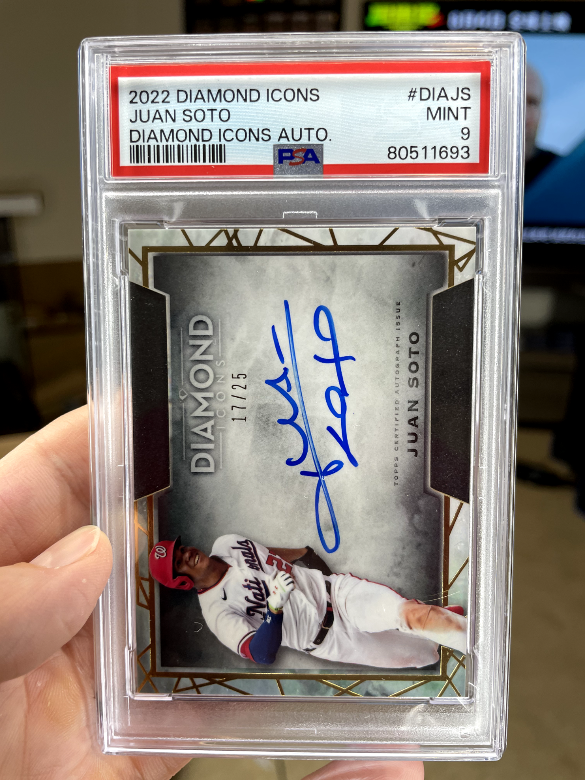 2022 Diamond Icons Autograph Auto /25 Juan Soto Autographed Signed PSA 9 