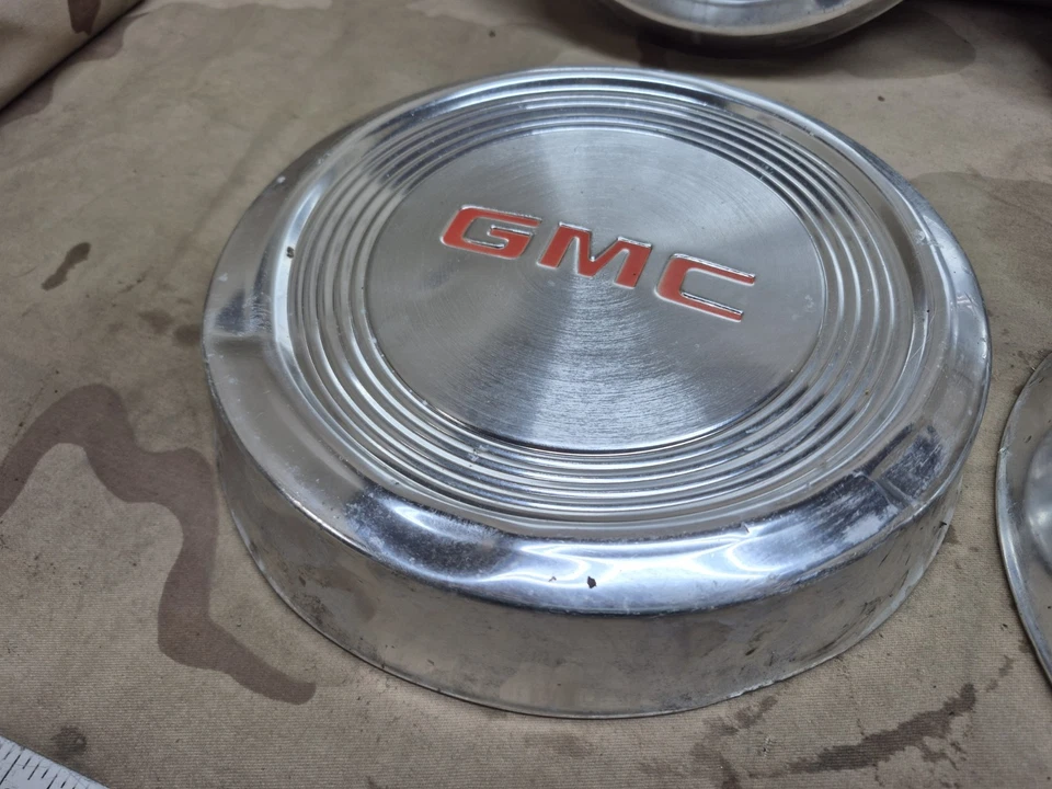 GMC S15 1983-1996 Sonoma Safari Van 10,5" Tapacubos Plato para Perros Fabricante de Equipo Original Foto 4 de 4