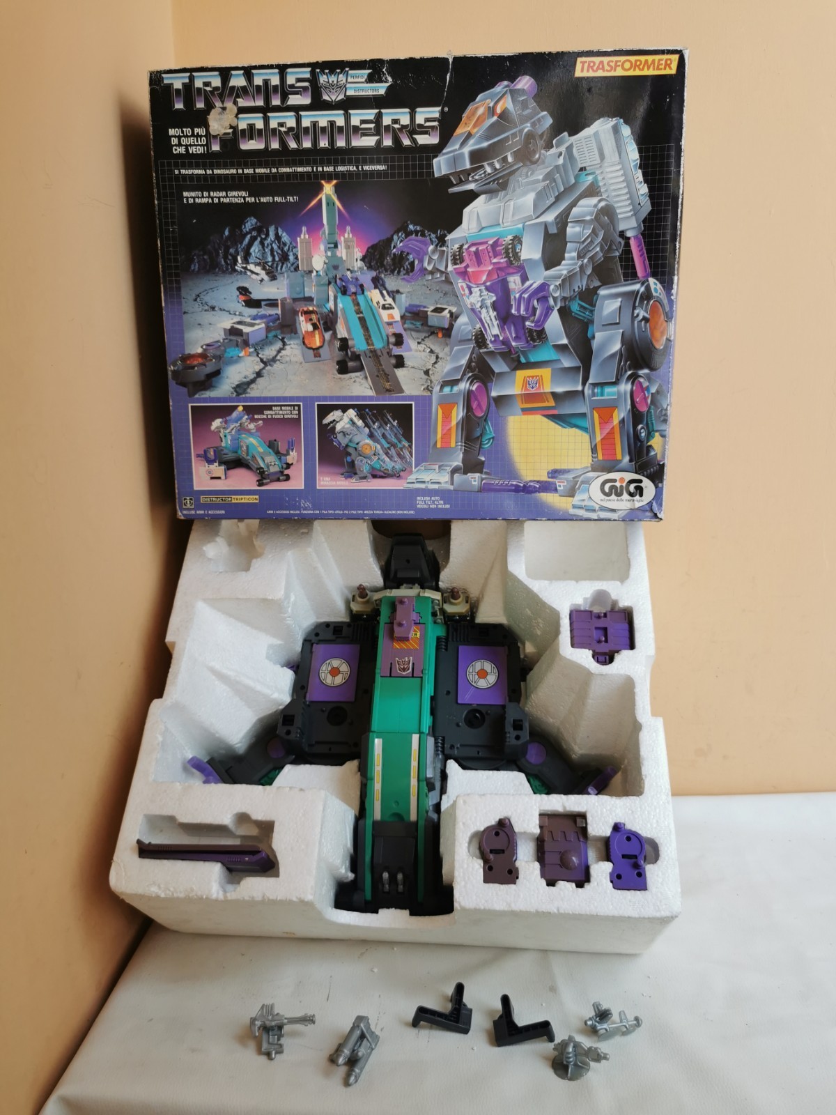 GiG trans former robot Trypticon distructor G1 1986 box e accessori