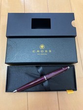 CROSS Fountain Pen, Burgundy, with dedicated case.