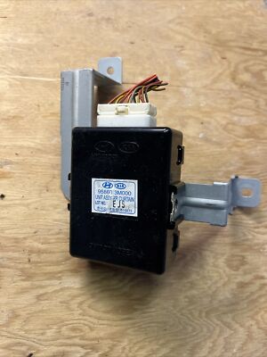 2011 HYUNDAI GENESIS POWER WINDOW SHADE CONTROL MODULE 958603M000