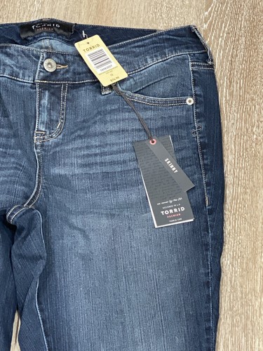 TORRID PREMIUM STRETCH SKINNY MEDIUM WASH SZ 12 R NWT $74.90 - Picture 3 of 8