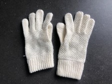 Ivory Gloves with Sparkles