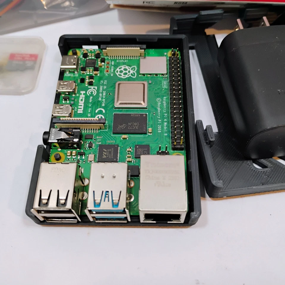 Rasberry Pi 4 8GB Computer Electronics/Gaming Ctrlrs. Cords PS SD Cards 3D Case - Image 3 of 4