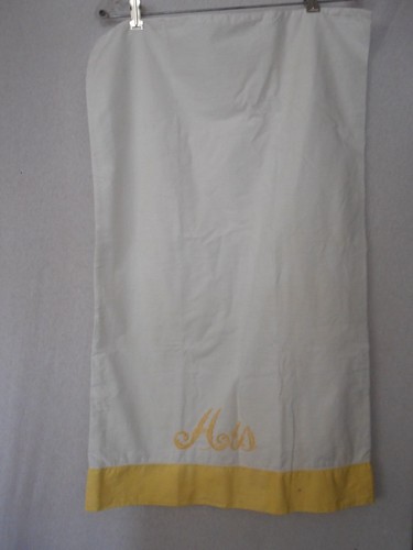 Vintage Yellow White embroidered HIS standard pillowcase - Estate Find #1 - Picture 2 of 4