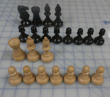 Wooden Chess Pieces Lot   22 Pieces   Mixed C...