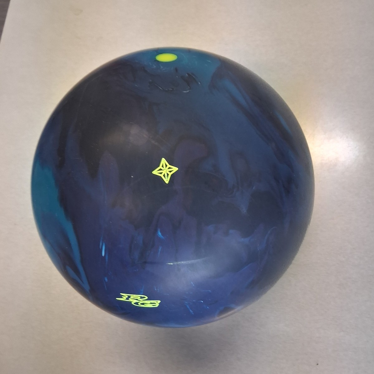 送料込み【新品】X-セル・ツアー　ロトグリップ　14ポンド3オンス1 鋭くも持続性ある曲がりと最高のピンアクション！ロトグリップ X-セル