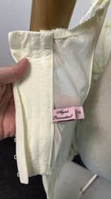 AGENT PROVOCATEUR RARE SEXY VINTAGE CREAM LOVE BASQUE CORSET SIZE 95E