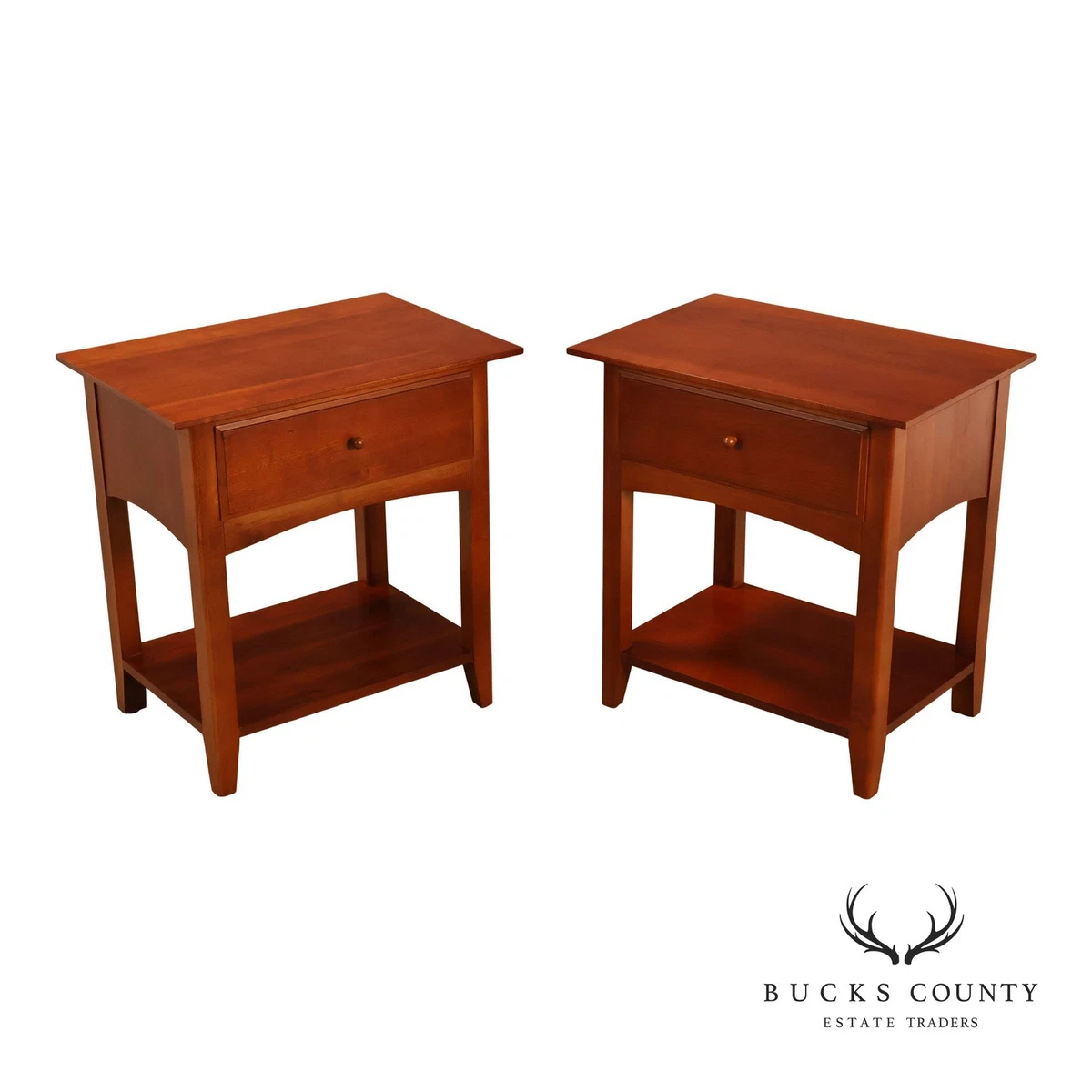 送料込み　vintage thomasville ナイトテーブル Thomasville Nightstand In Antique Nightstands (1950-Now) for sale