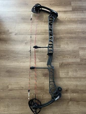 Mathews TRX 38 G2 29”/70# Gray/Black Right  Handed