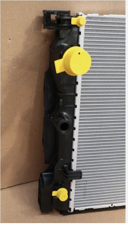 BMW G11 G12 G30 G14 G15 G16 Diesel Radiator Water Cooler Part#17118474824 - Image 3 of 4