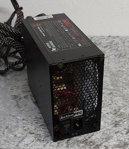 Super Flower Leadex V PC-Netzteil - 750W (+80)