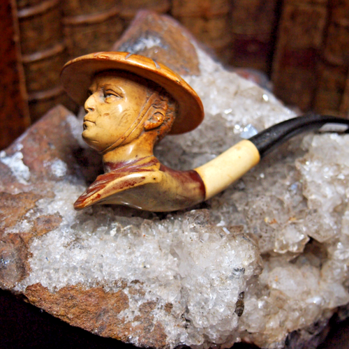 PIPE EN ÉCUME DE MER SCULPTÉE " asiatique au grand chapeau " - Bild 4 von 10