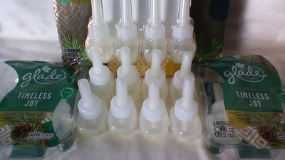 12 Glade Timeless Joy Sparkling Spruce Scented Oil Refill Limited Edition No Box