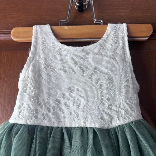 Formal Girls White lace/ Green Dress size 4 NWOT Princess - Picture 2 of 6