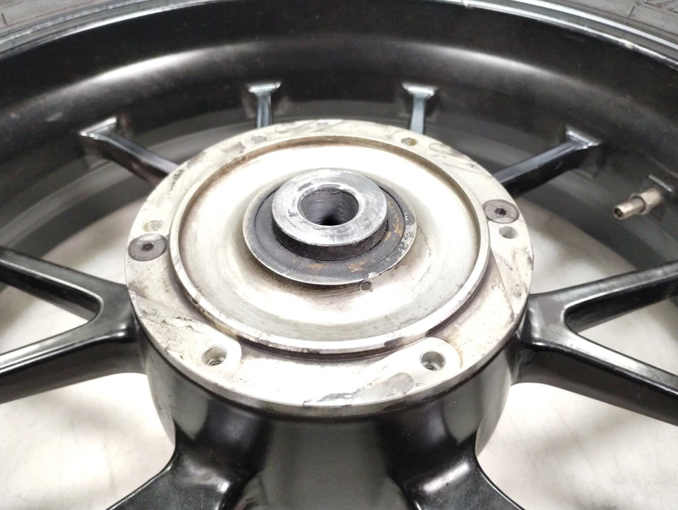 Llanta trasera KTM Super Duke II 640 LC4 2002 recta (sin neumático) 17" Foto 4 de 4