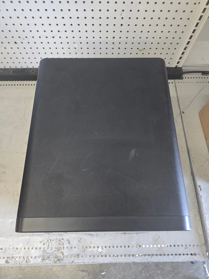 Mackie CR8S-XBT Creative 8" Multimedia Subwoofer With Bluetooth - Image 2 of 4