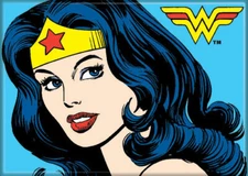 D.C WONDER WOMAN LOOKING OVER MAGNET 2.5” X 3.5” NEW