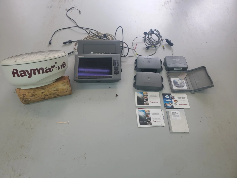 Plotter GPS Raymarine C140W Foto 4 de 4