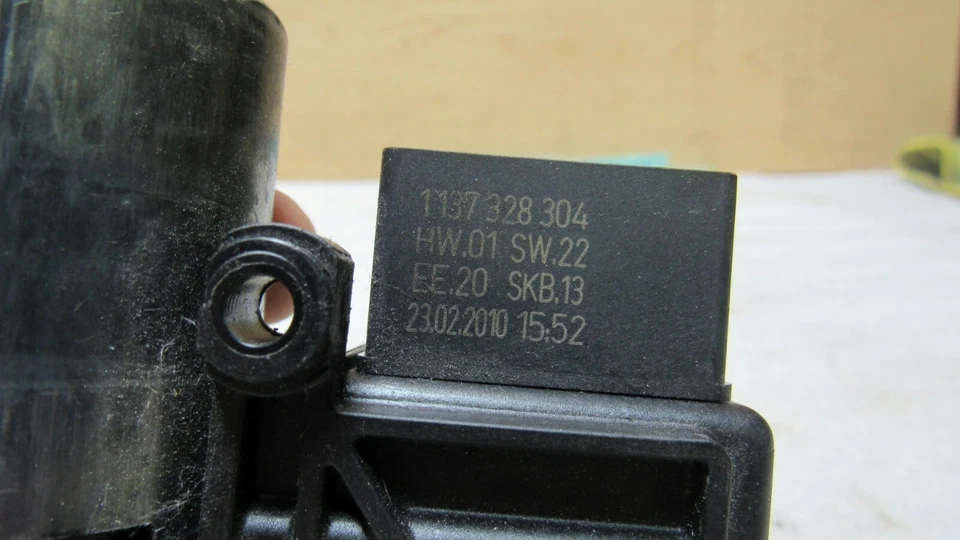 AUDI A5 A5 QUATTRO Q5 RS5 S5 2008-2017 techo corredizo eléctrico motor OEM A-11690 B78 Foto 4 de 4