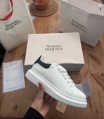 Alexander McQueen Blanc 43 - Photo 1/4