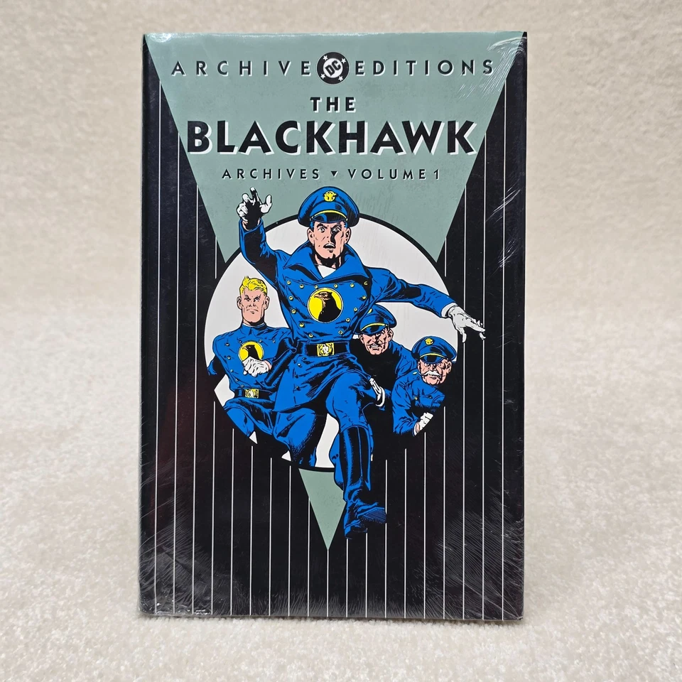 DC Archive Editions Blackhawk Archives Vol 1 (2001) #1-17 Tapa dura Will Eisner Foto 2 de 4