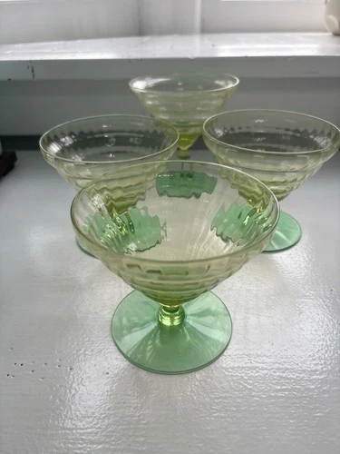 Set Of 4 Uranium Vaseline Green Depression Glass Footed Sherbet Cups