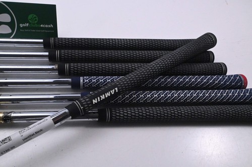 Mizuno MP-32 Irons / 3-9i / Regular Flex Dynamic Gold R300 Shafts - Picture 7 of 7
