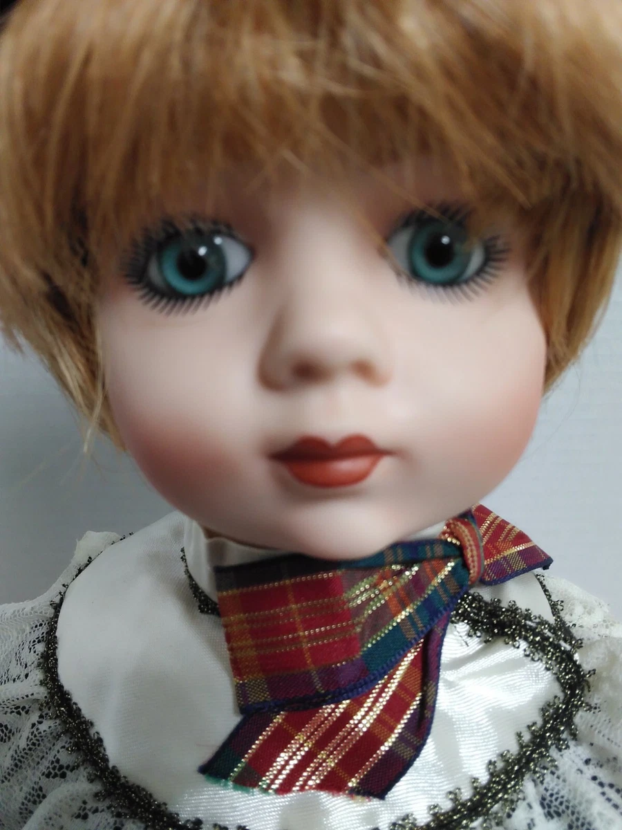 Franklin Heirloom Maryse Nicole Design 15
