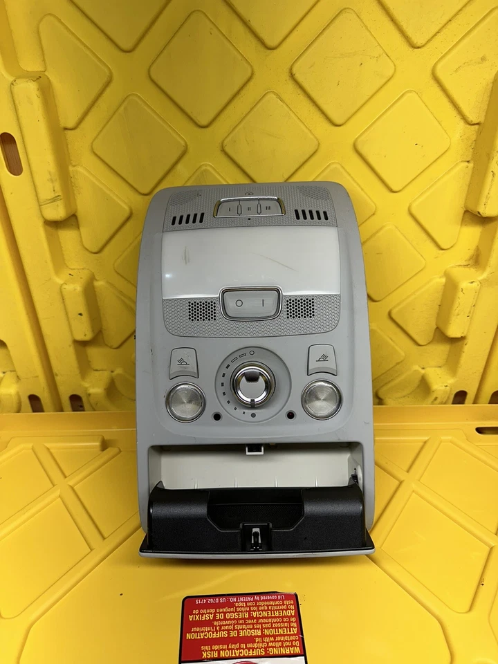 Luz domo interruptor techo corredizo Audi A5 A4 Q5 2013-2016 - 8T0947135BM OEM Foto 3 de 4