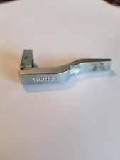  USED Y68135-YAMATO-RIGHT PRESSER FOOT GUIDE FREE SHIPPING 