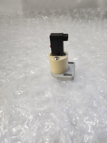 BURKERT 6144 D , PN0-10BAR SOLENOID VALVE - Picture 4 of 6