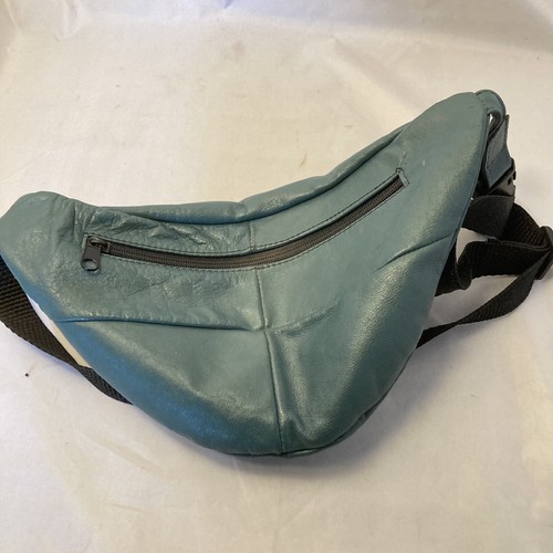 Vintage 1980s 90s Fanny Pack Bluish Green 3 Pocket Departments Faux Leather - Picture 6 of 6