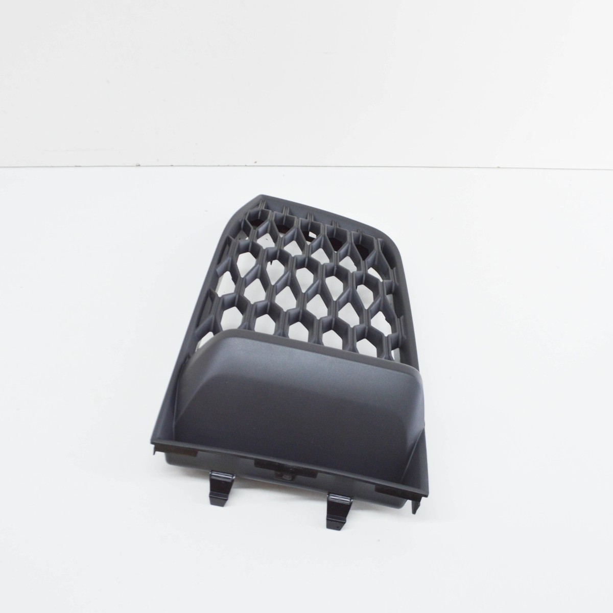 AUDI TT FV Front Left Air Guide Grille 8S0807681H9B9 NEW GENUINE 