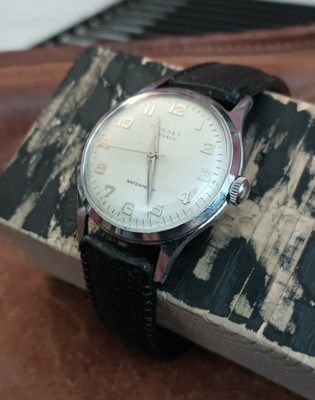 Vintage 1960's DORSET-33mm Polished SS-Manual 17 Jewels Swiss Movement-WONDERFUL
