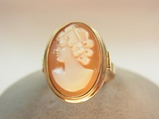 Schöner Gemmen Ring 333 Gelbgold antike Frau um 1900 signiert GPC um 1960