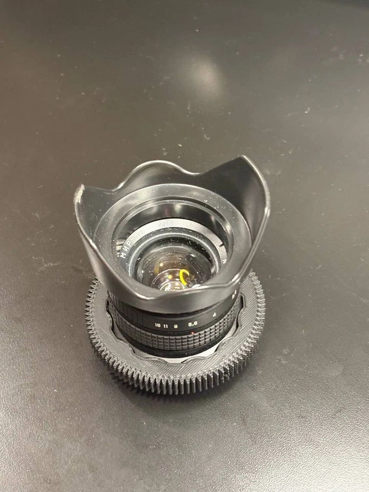 Lente MIR-1B/1-V 37 mm F/2,8 Bokeh soviético vintage URSS Canon EOS Foto 2 de 4