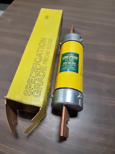 New Bussmann LPS-RK-225SP 225 Amp Fuse Low Peak 600 Volt - Picture 2 of 4